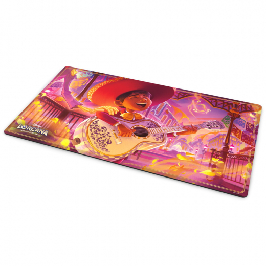 Disney Lorcana TCG: Hyperia City - Miguel Playmat i gruppen SELSKABSSPIL / Spilserier / Disney Lorcana Trading Card Game hos Spelexperten (11090123)
