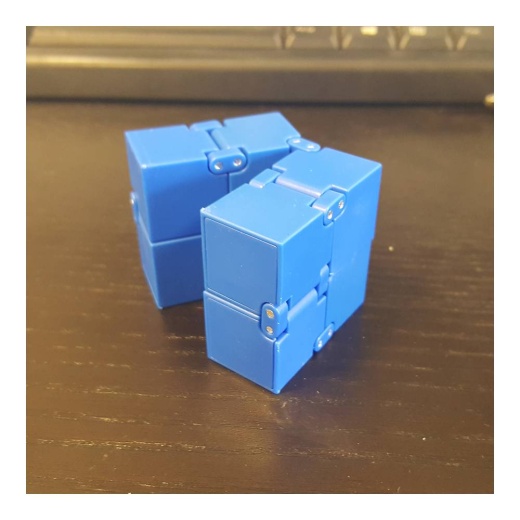 Fidget Infinity Cube - Blue i gruppen  hos Spelexperten (FINCUBE04)