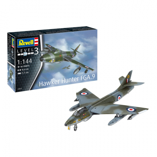 Revell - Hawker Hunter FGA.9 1:144 i gruppen PUSLESPIL / Modelbygning / Revell / Kampkøretøjer hos Spelexperten (R-03833)