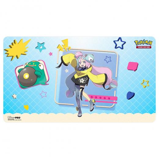 Pokémon TCG: Playmat - Iono and Bellibolt i gruppen SELSKABSSPIL / Tilbehør / Andet hos Spelexperten (ULT16631)