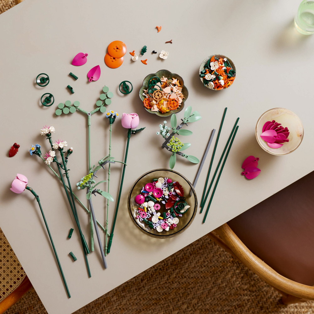 LEGO Botanicals - Smuk lyserød blomsterbuket