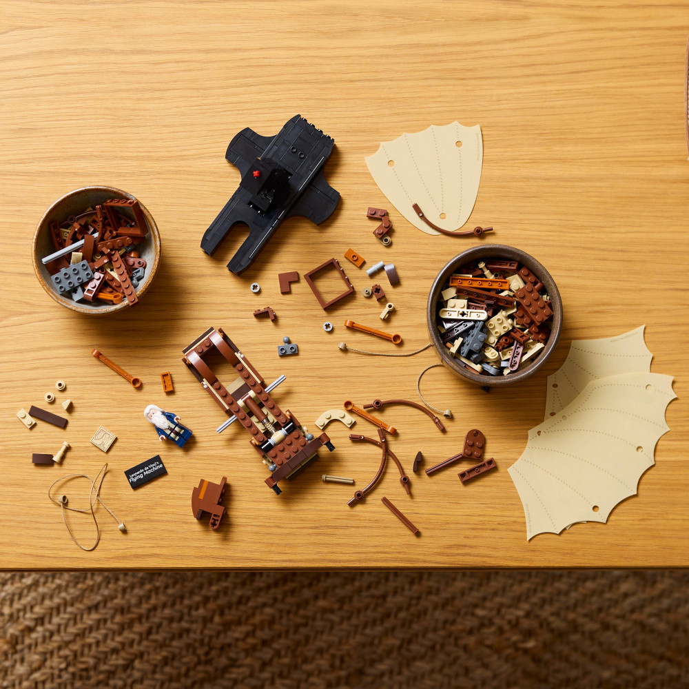 LEGO Icons - Leonardo da Vincis flyvemaskine