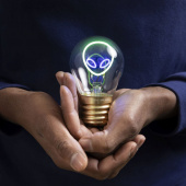 Bulb Fiction - Alien Bulb Fiction - Alien