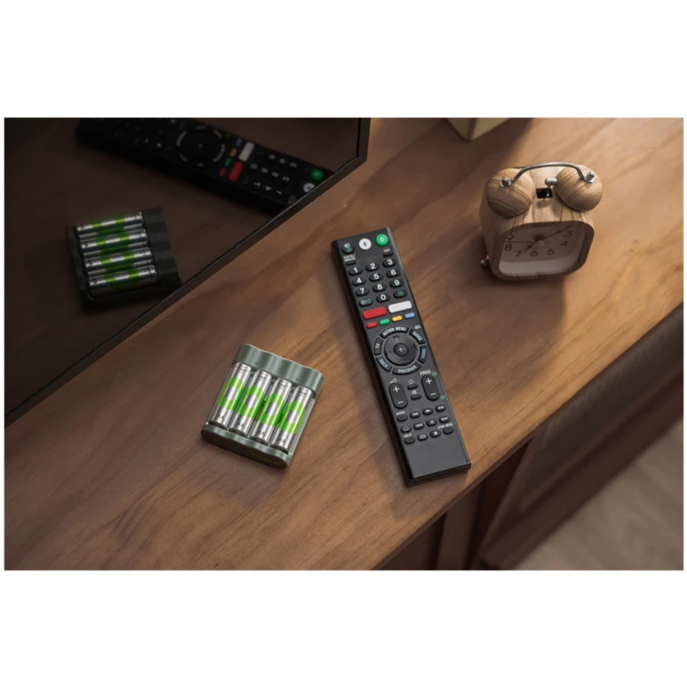 GP Recyko Everyday Batterioplader Med Batterier