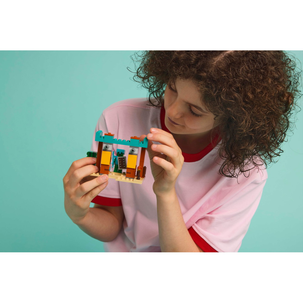 LEGO Minecraft - De udstødtes ørkenpatrulje