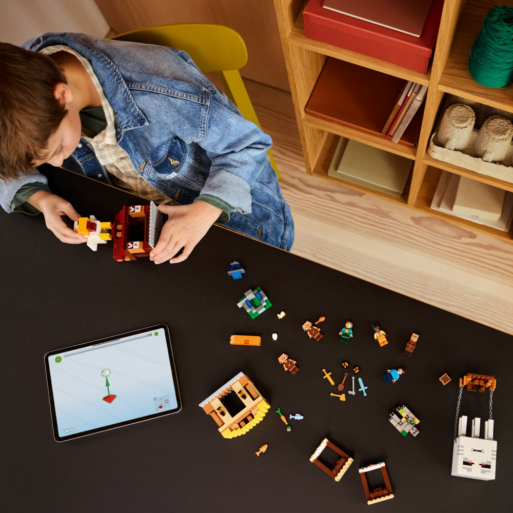 LEGO Minecraft - Ghast-ballonens angreb på landsbyen