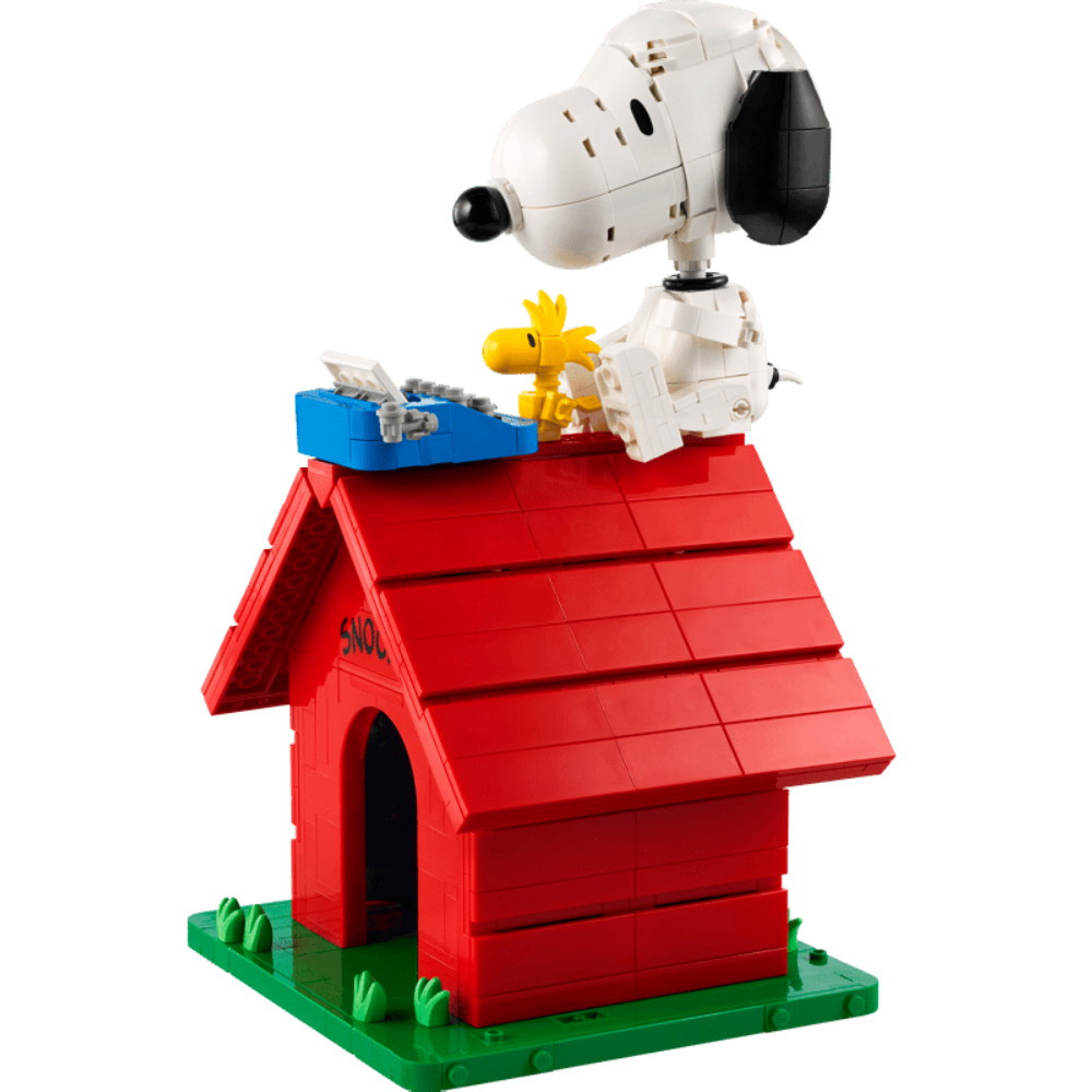 LEGO Ideas - Peanuts Snoopy's Doghouse