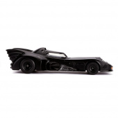 Batman-figur med 1989 Batmobile 1:32 Batman-figur med 1989 Batmobile 1:32
