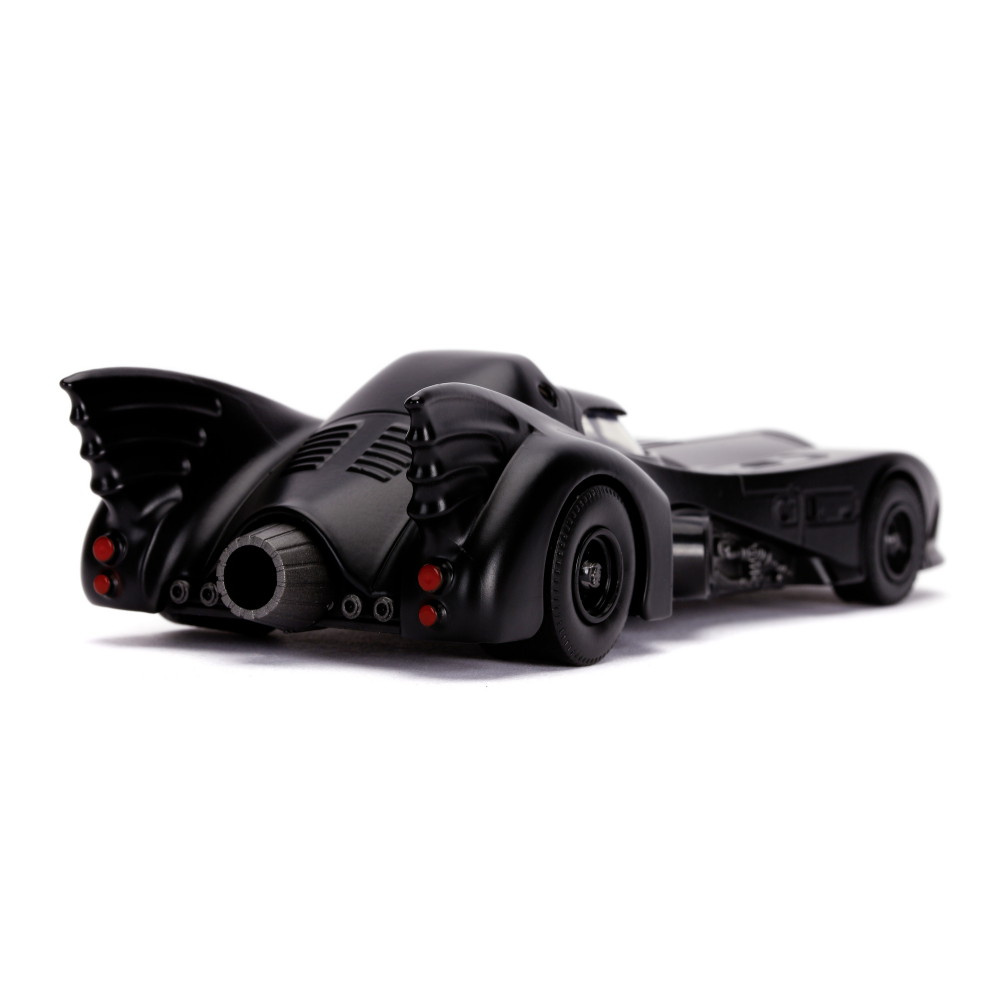 Batman-figur med 1989 Batmobile 1:32