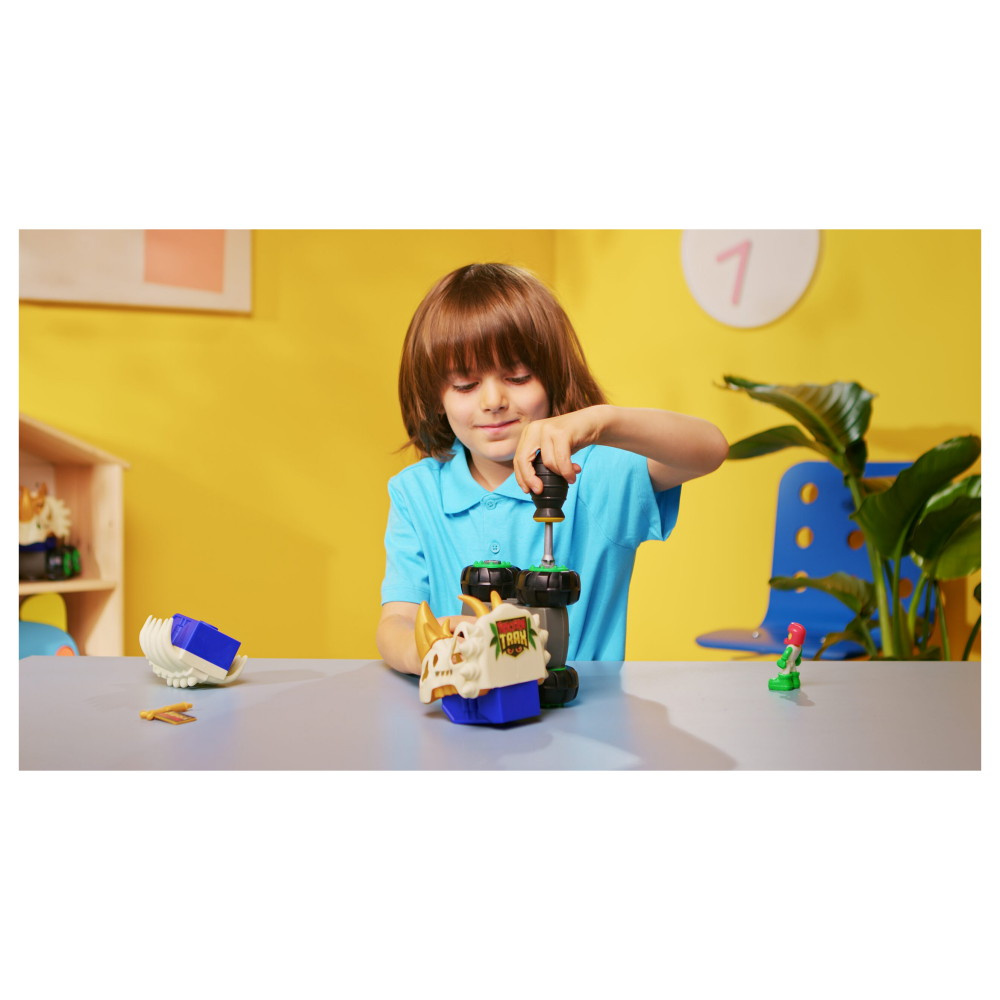 Machine Maker Monster Force - Tricera Trax