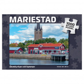 Puslespil: Mariestad Domkyrkan vid hamnen 1000 Brikker Puslespil: Mariestad Domkyrkan vid hamnen 1000 Brikker