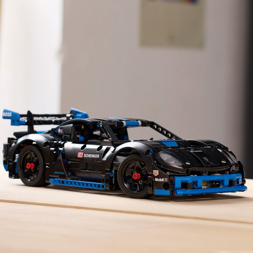 LEGO Technic - Porsche GT4 e-Performance