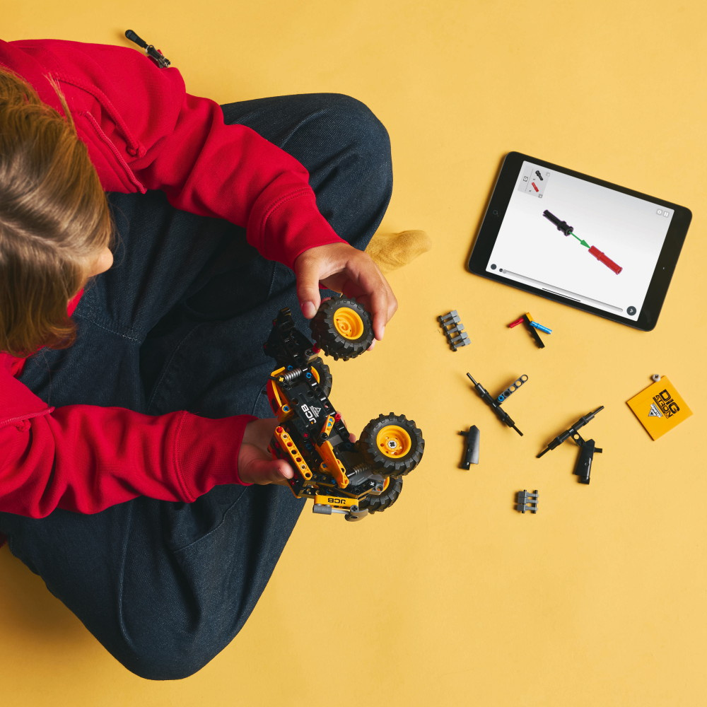 LEGO Technic - Monster Jam™ DIGatron™ pull-back