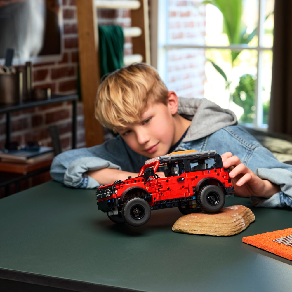 LEGO Technic - Ford Bronco-SUV
