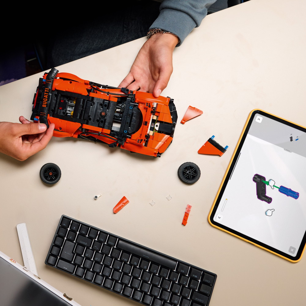 LEGO Technic - Bugatti Chiron Pur Sport-hyperbil