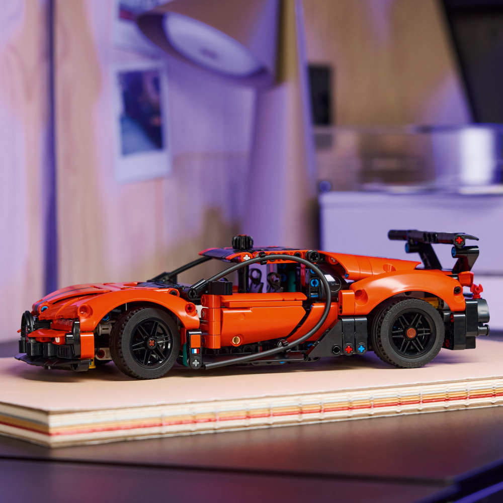LEGO Technic - Bugatti Chiron Pur Sport-hyperbil