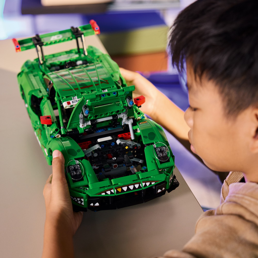 LEGO Technic - Porsche 911 GT3 R REXY AO Racing-racerbil