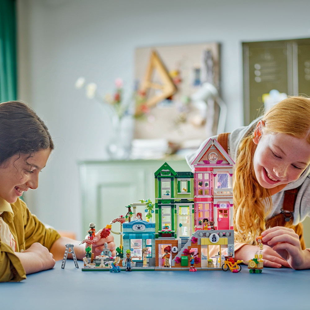 LEGO Friends - Heartlake City lejligheder og butikker