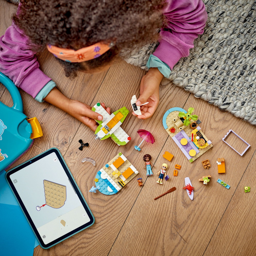 LEGO Friends - Kreativ strand- og rejsekuffert