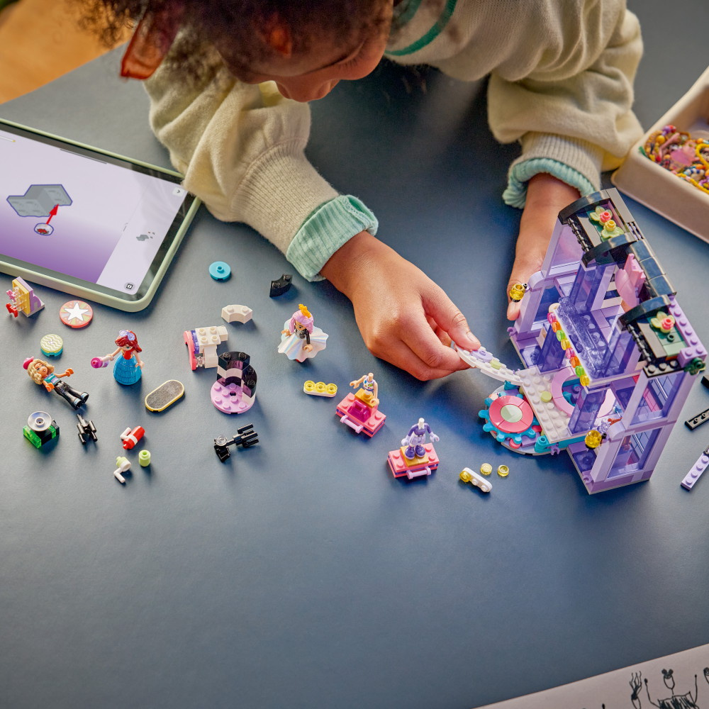 LEGO Friends - Heartlake Citys Modeshow