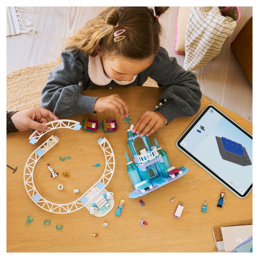 LEGO Disney - Elsas Isslot Og Snebane-eventyr