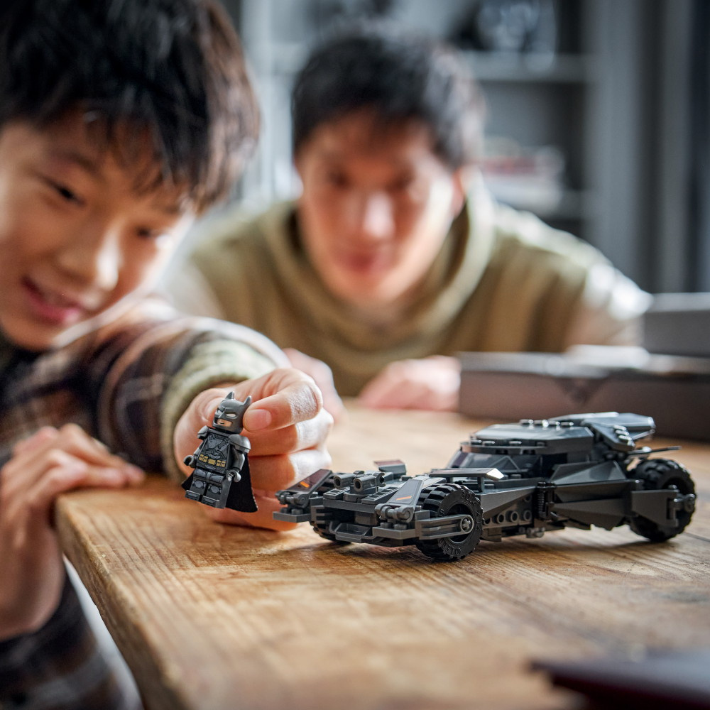 LEGO Super Heroes DC - Batman v Superman Batmobile