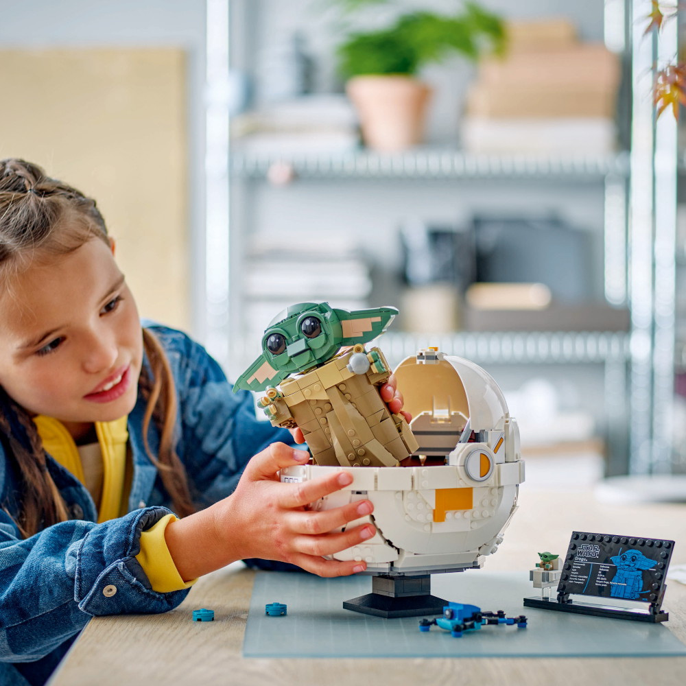 LEGO Star Wars - Grogu with Hover Pram
