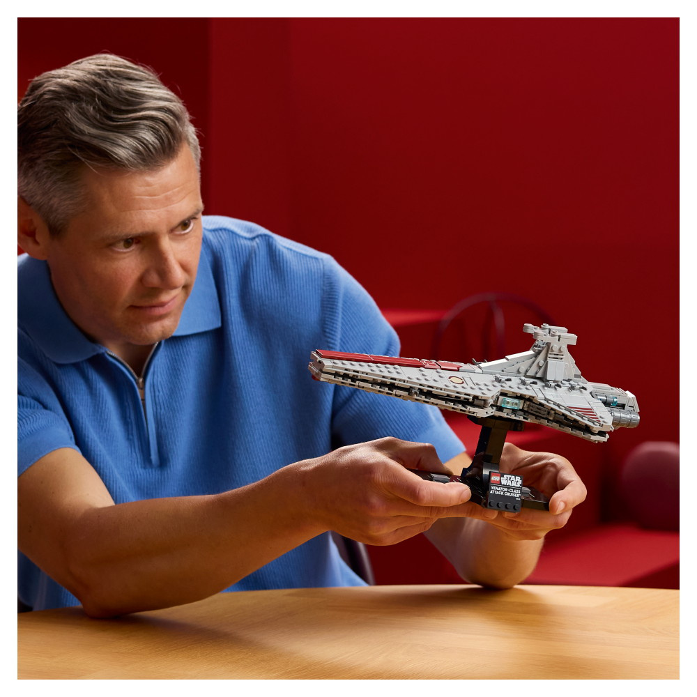LEGO Star Wars - Angrebsskib Af Venator-Klassen