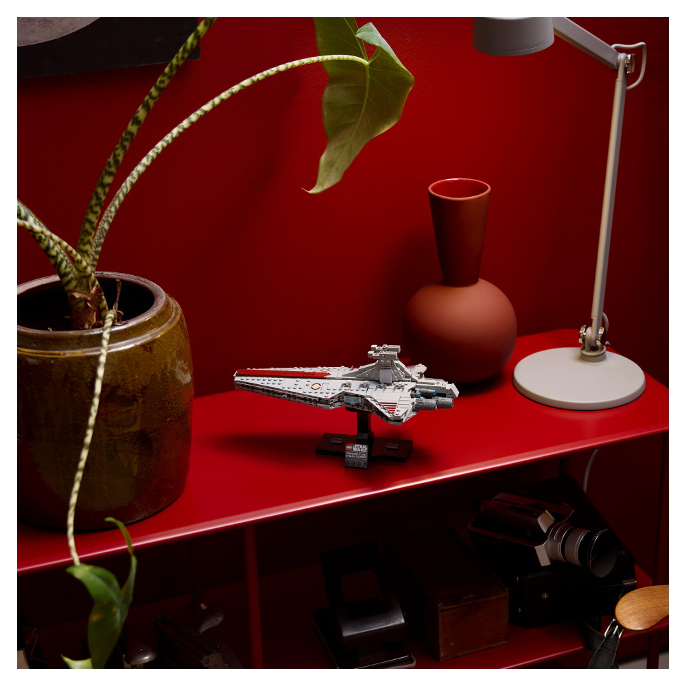 LEGO Star Wars - Angrebsskib Af Venator-Klassen