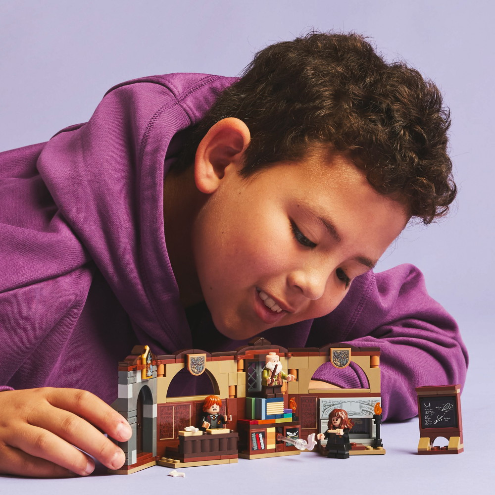 LEGO Harry Potter - Hogwarts™-slottet: Besværgelseslektion