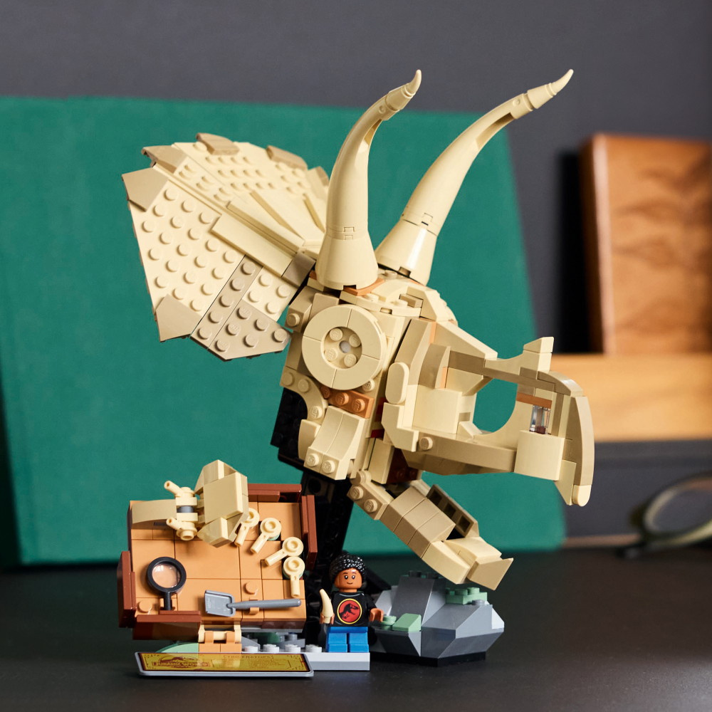 LEGO Jurassic World - Dinosaurfossiler: Triceratops-kranium