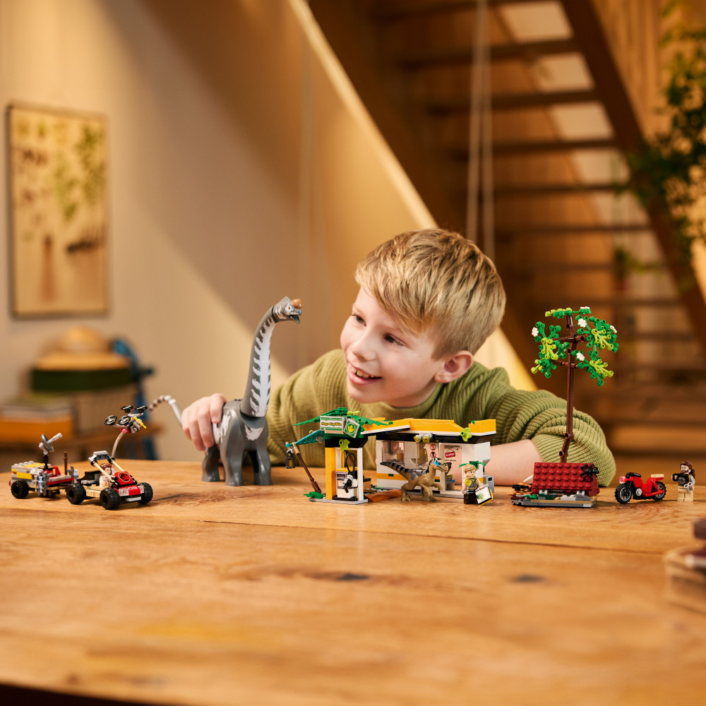 LEGO Jurassic World - Sporingsmission: Raptor og titanosaurus