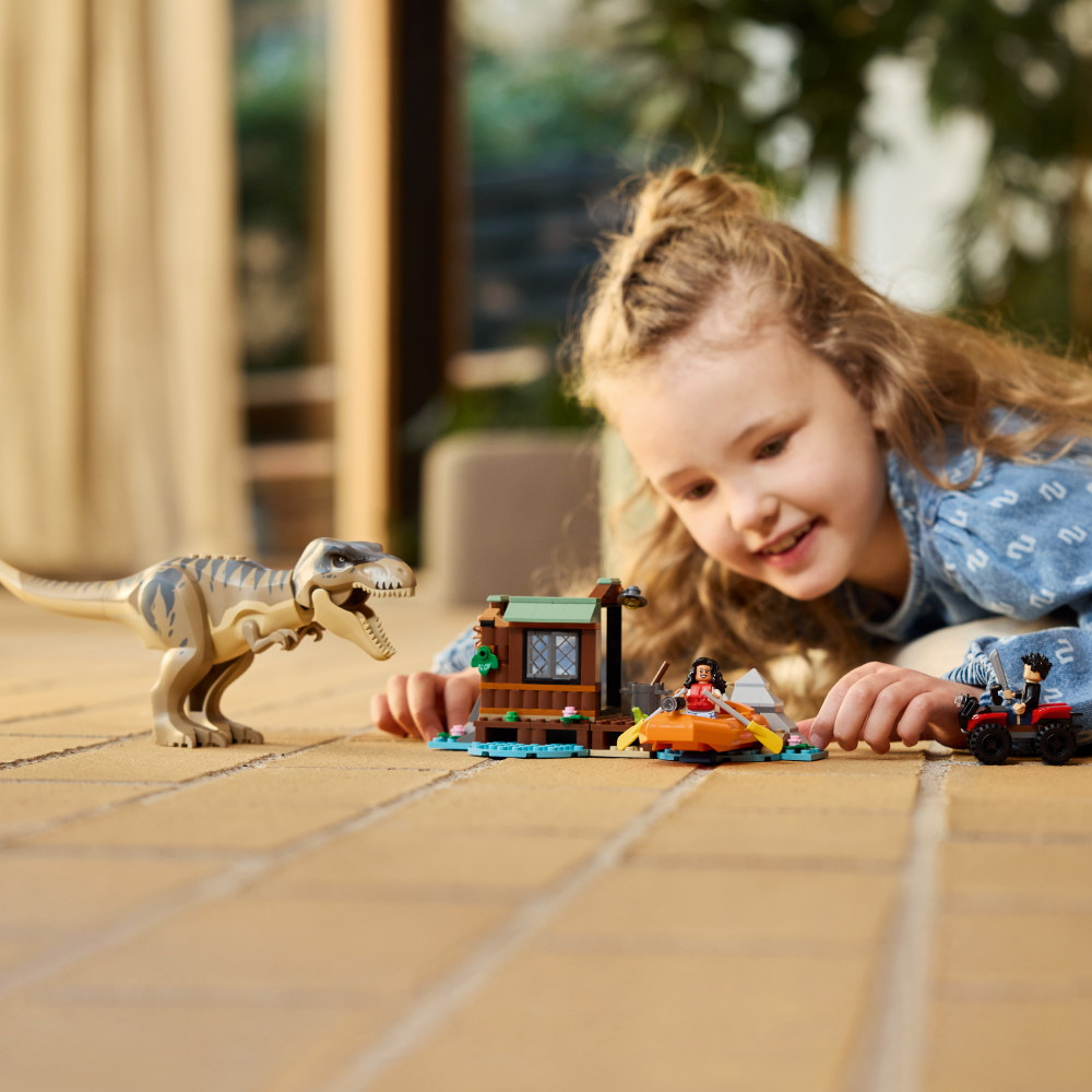LEGO Jurassic World - Bådflugt fra T. rex