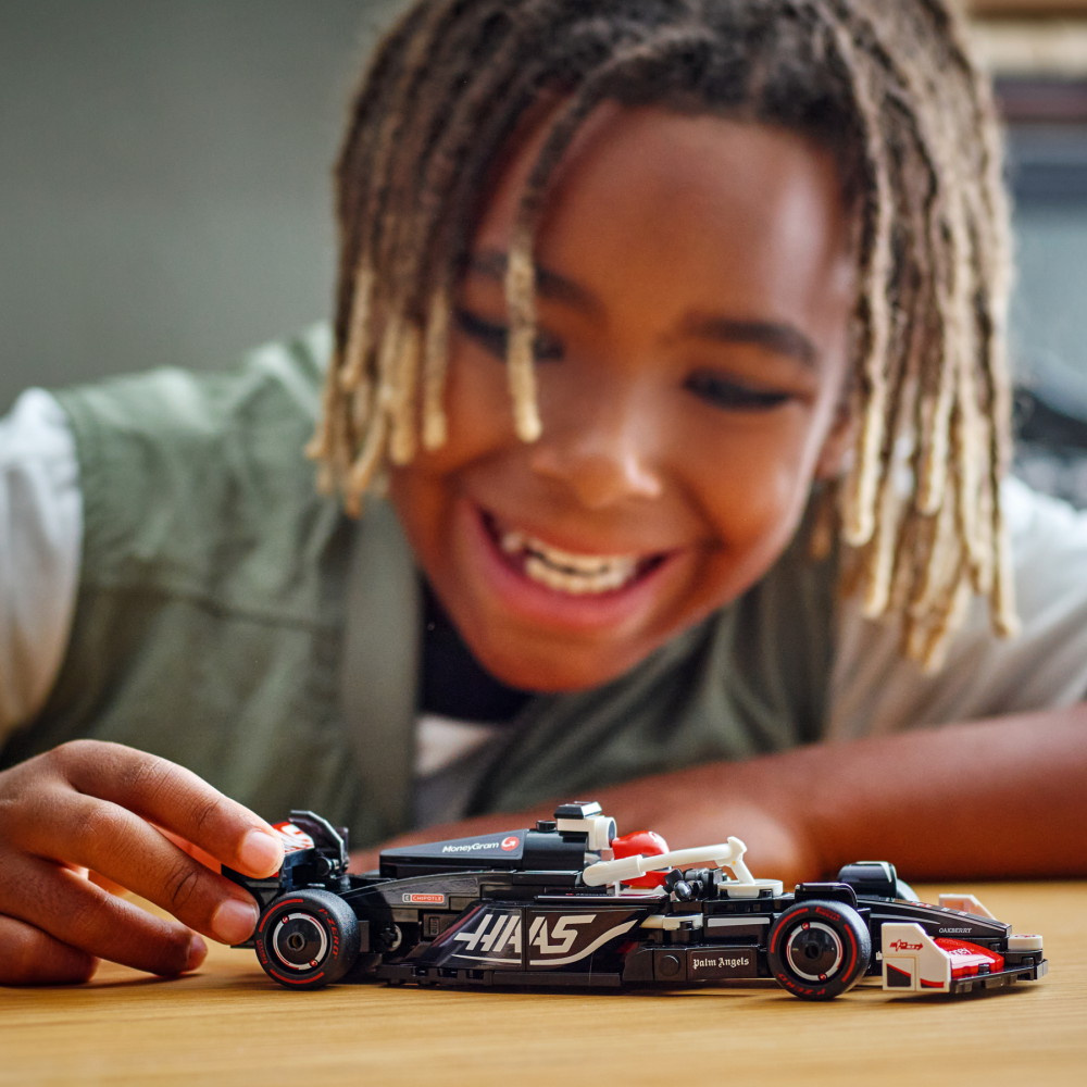 LEGO Speed Champions - MoneyGram Haas F1 Team VF-24 racerbil