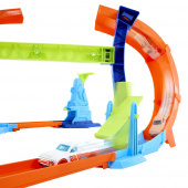 Hot Wheels Stunt Tracks Corkscrew Jump Champion Hot Wheels Stunt Tracks Corkscrew Jump Champion