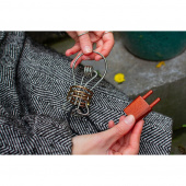 Metal Light Bulb Puzzle Metal Light Bulb Puzzle