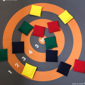 Floor Target Mat + 12 Bean Bags Floor Target Mat + 12 Bean Bags