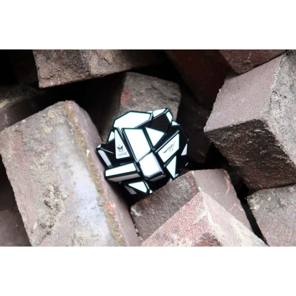 Ghost Cube
