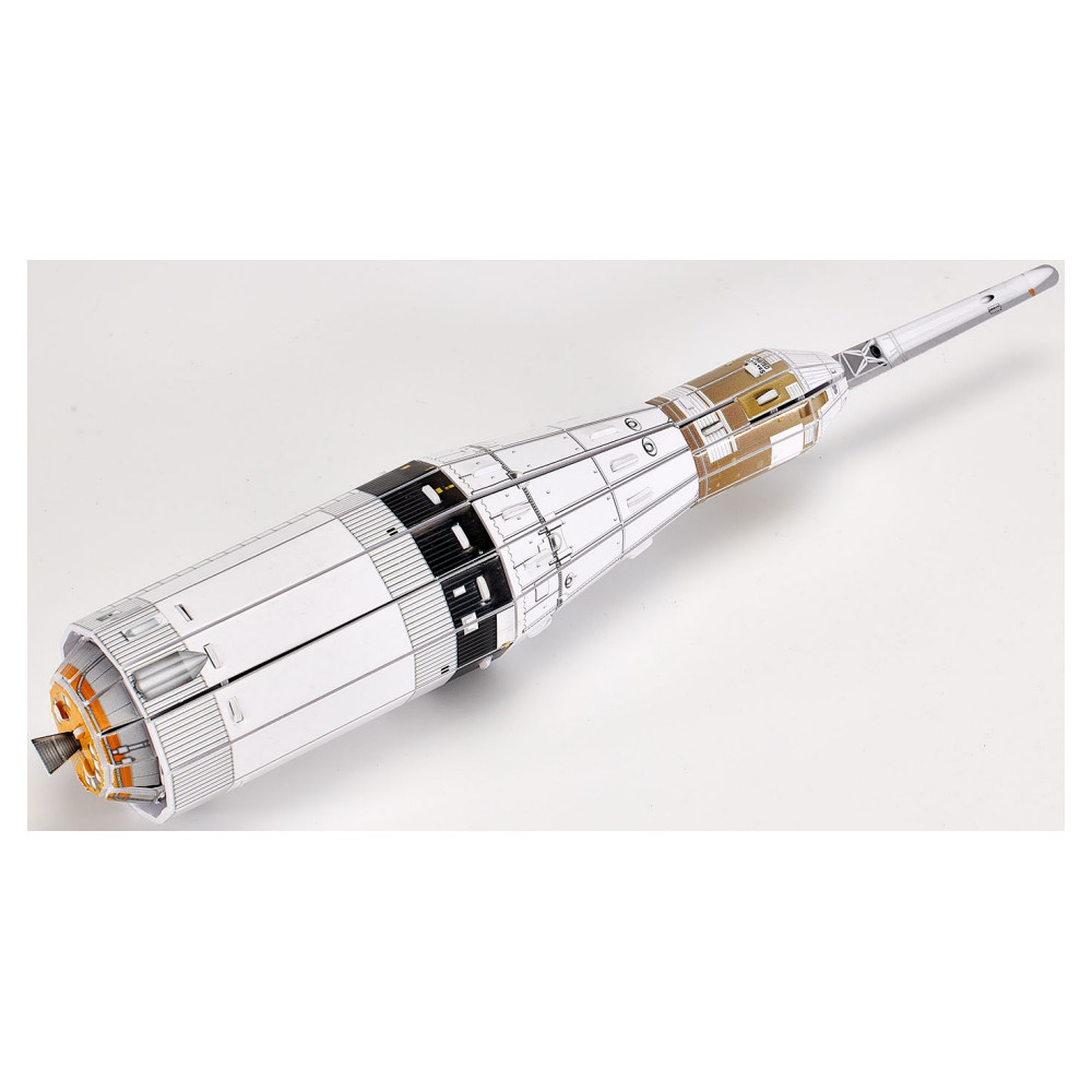 Revell - Apollo 11 Saturn V