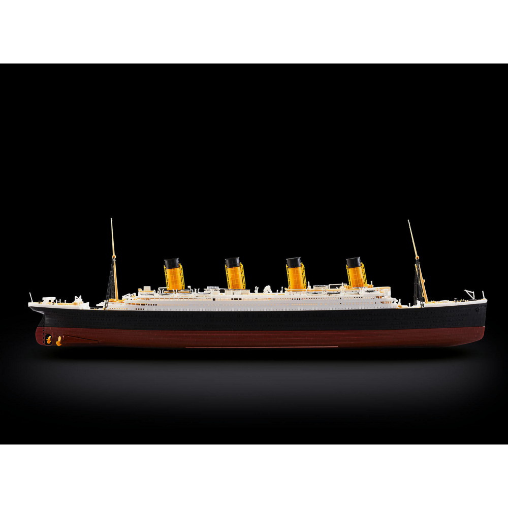 Revell - Adventtikalenteri RMS Titanic