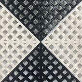 Uber Giant Schack/Checkers Board Uber Giant Schack/Checkers Board