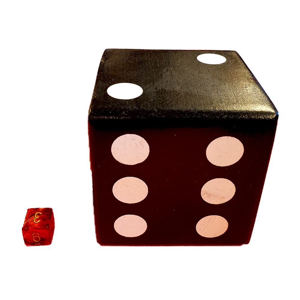 Uber Wooden Dice Gigant Black